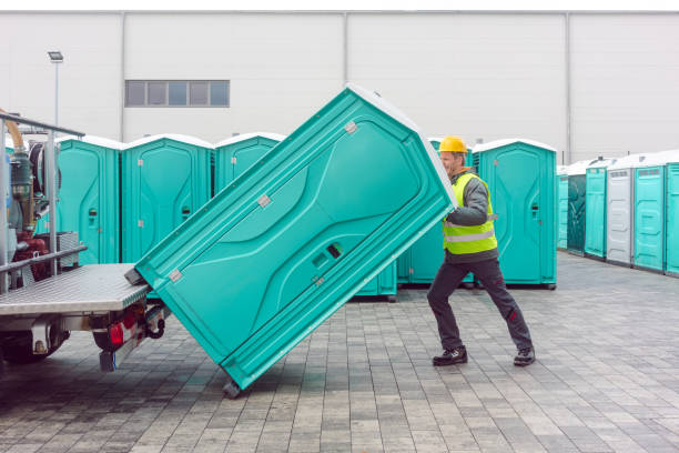 Portable Toilet Options We Offer in Fairfield, AL