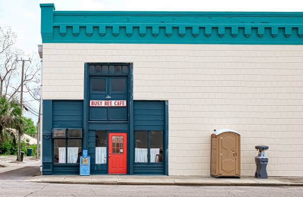 Best Portable bathroom rental  in Fairfield, AL